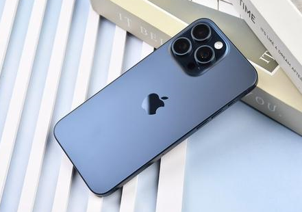 围场苹果维修点分享iPhone 15 Pro Max屏幕更换全新实操风险 
